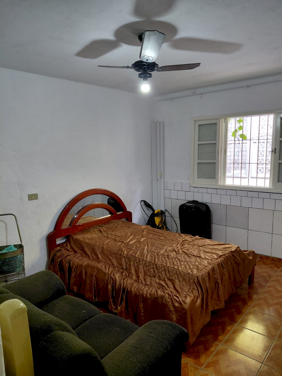 Imagem imóvel Casa Residencial - Lado Pista