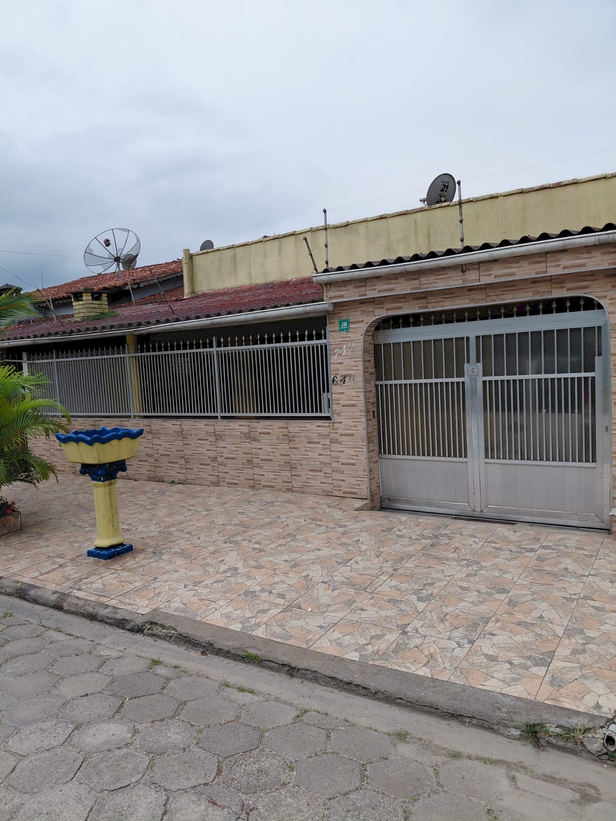 Imagem imóvel Casa Residencial - Lado Pista