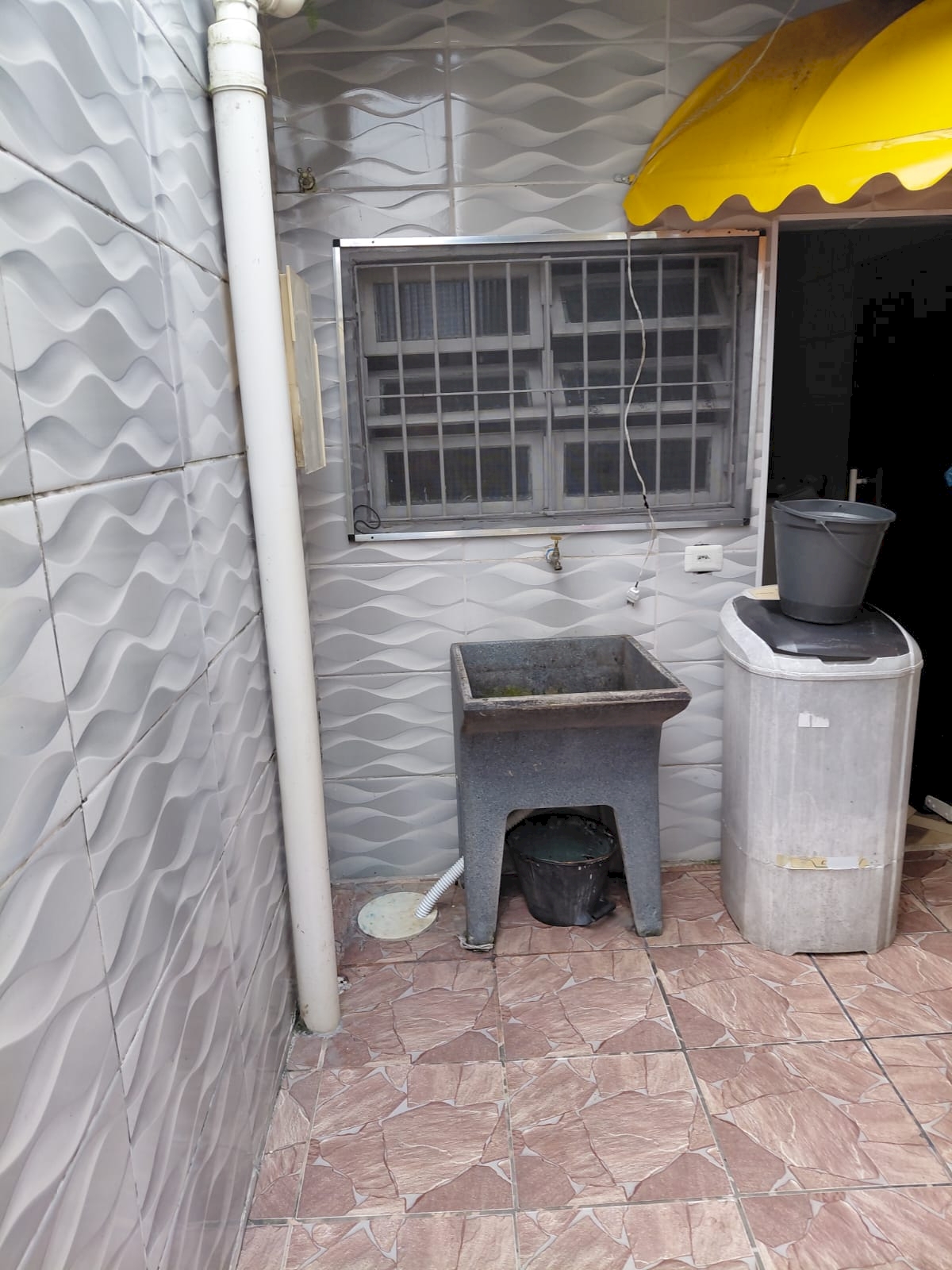 Imagem imóvel Casa Residencial - Lado Pista