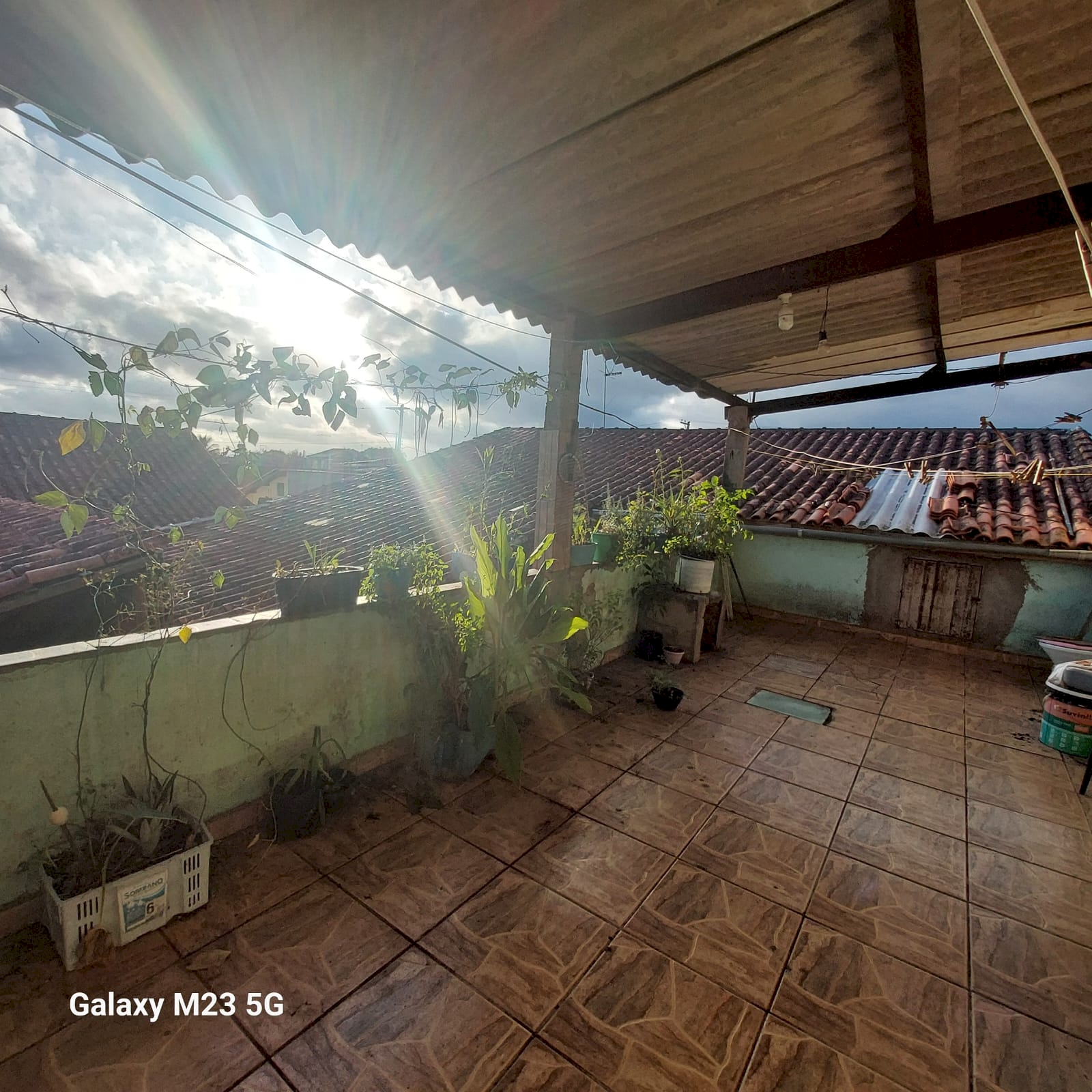 Imagem imóvel Casa Residencial - Lado Pista