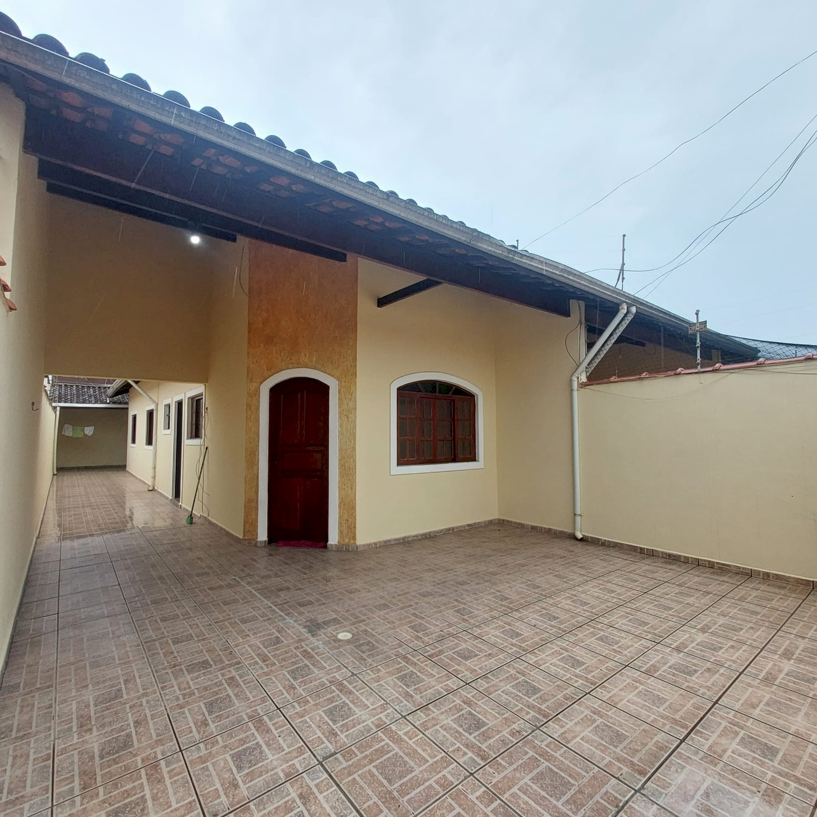 Imagem imóvel Casa Residencial - Lado Pista