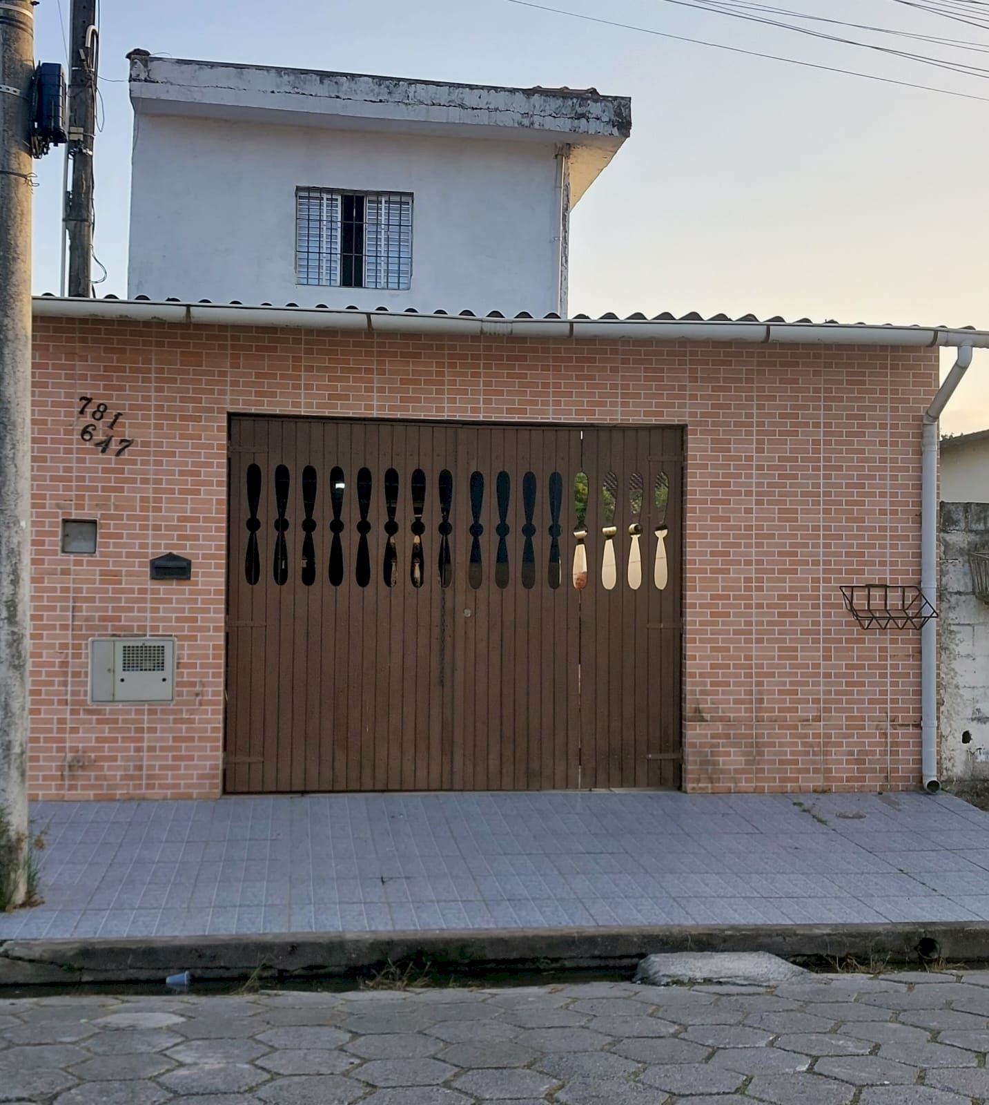 Sobreposta - ótima localização