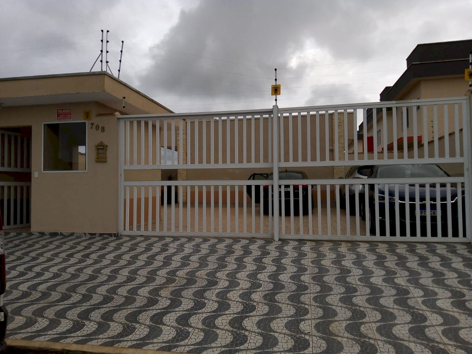 Casa Residencial - Em Condomínio - 800m da praia