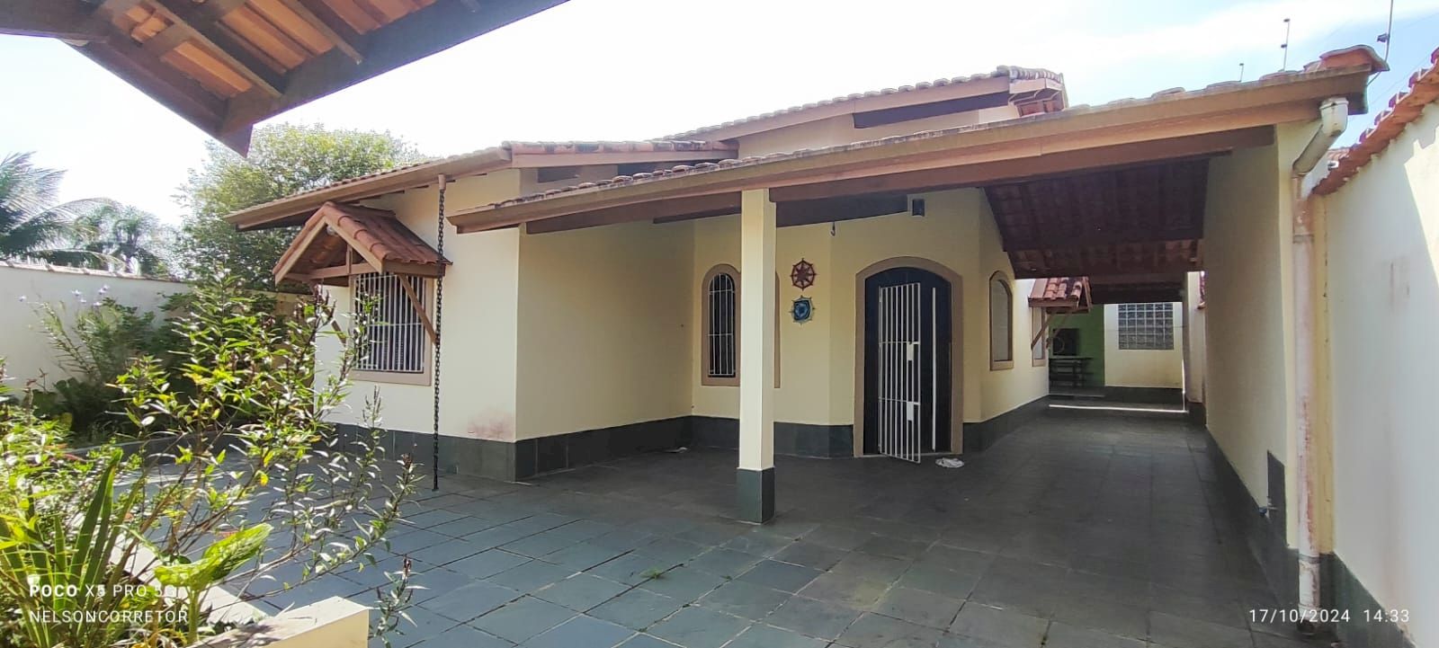 Casa Residencial - Ótima Localização