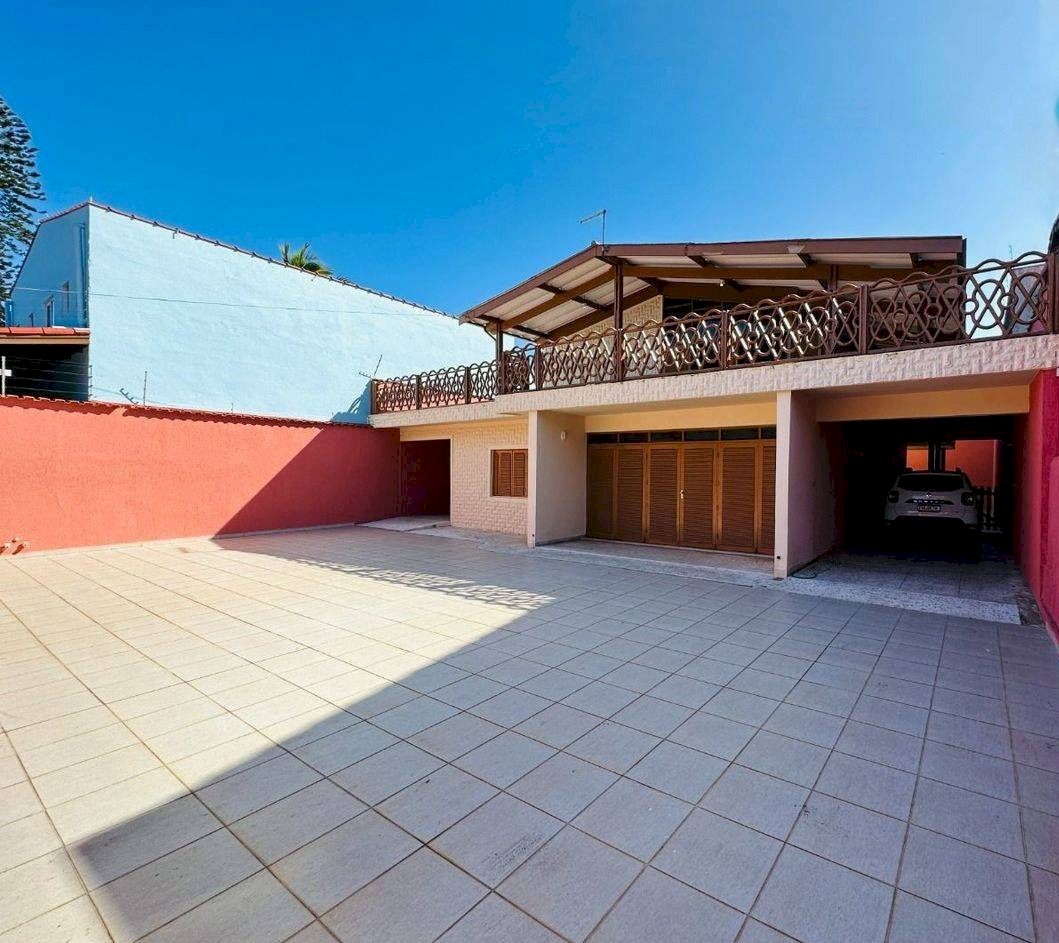 Sobrado Residencial - Ótima Localização