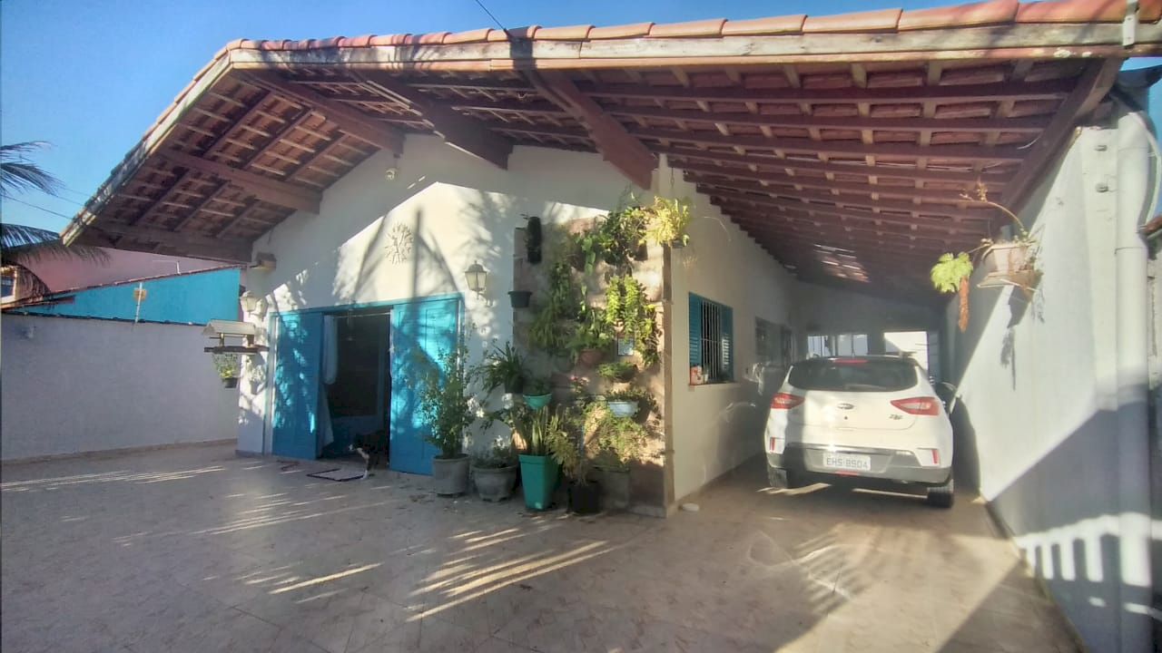 Casa Residencial - Lado Pista