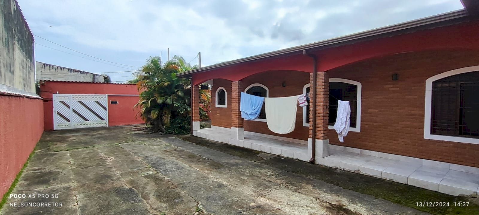 Casa Residencial - Ótima Localização