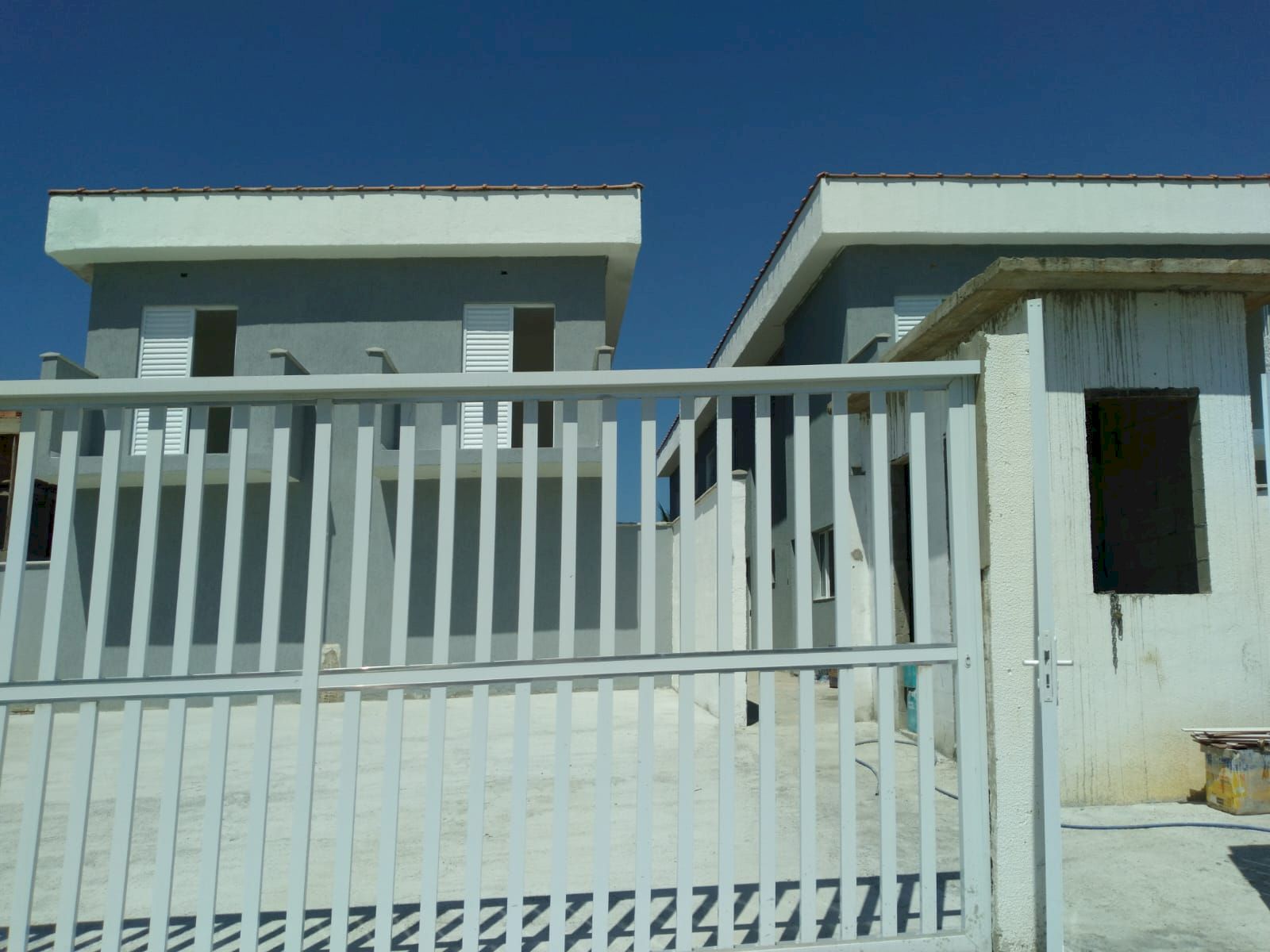 Sobrado Residencial - Lado Praia