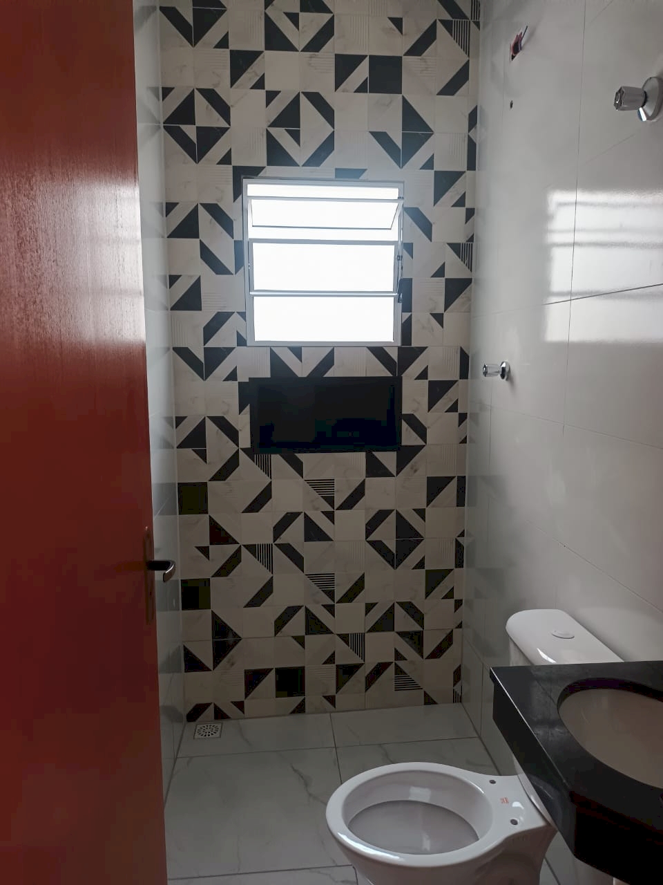 eedcbe0b9f1386c1474e19ba19719818.jpg