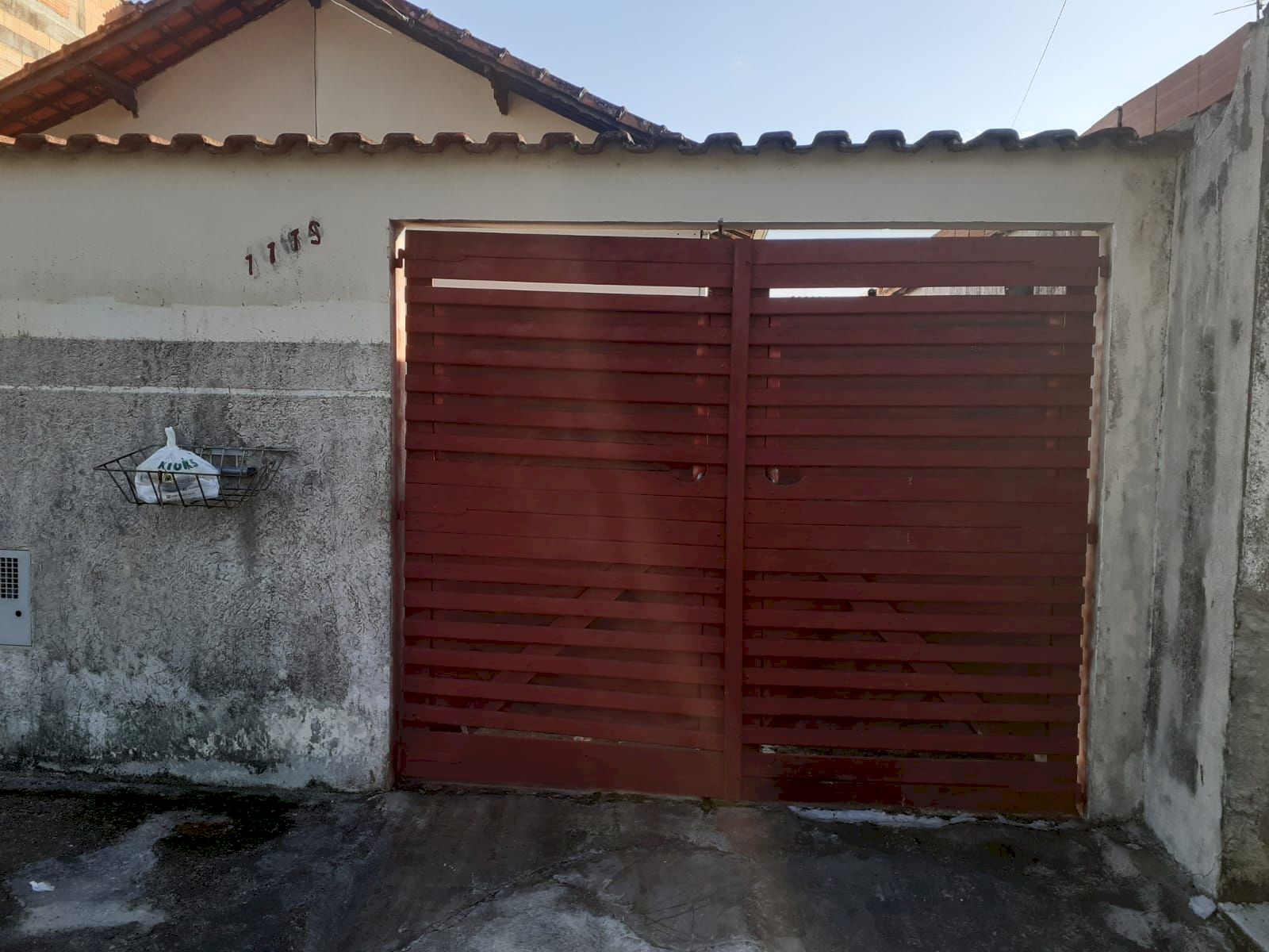 Casa Residencial - Lado Pista
