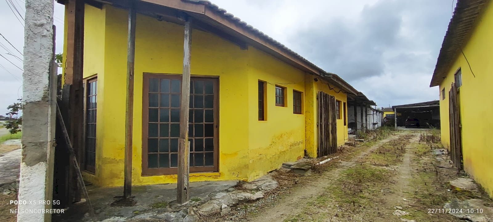 Terreno comercial  - Lado Pista