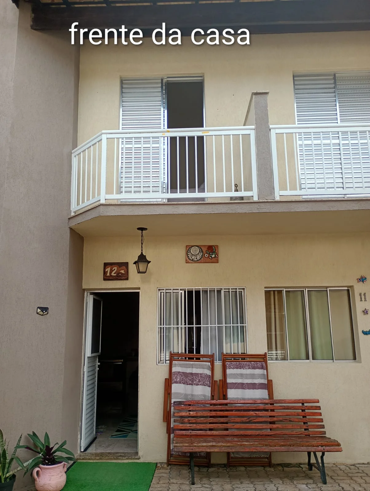 Apartamento com 2 dormitórios no bairro Guapurá