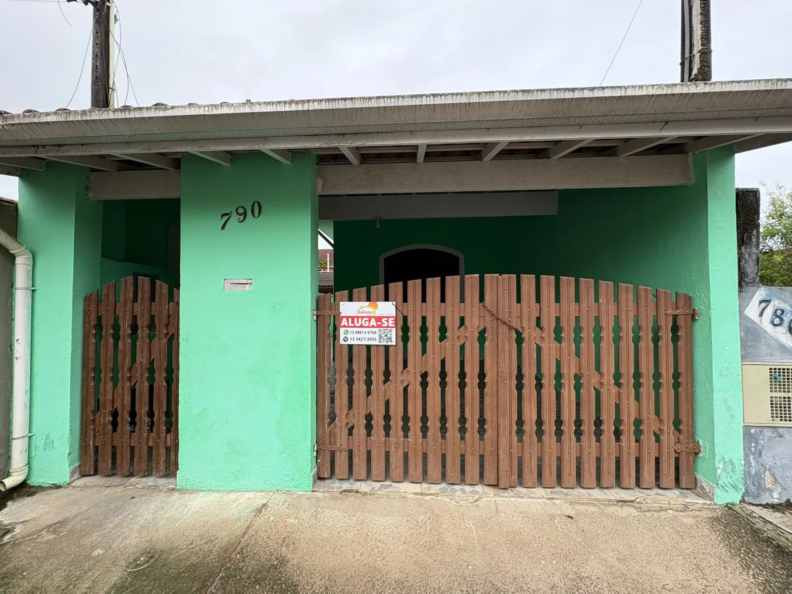 Casa com 2 dormitórios no bairro Jd Suarão