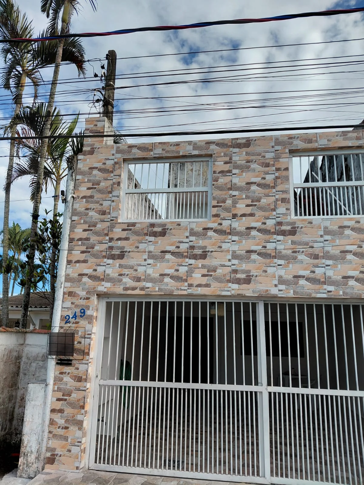 Casa com 2 dormitórios no bairro Savoy