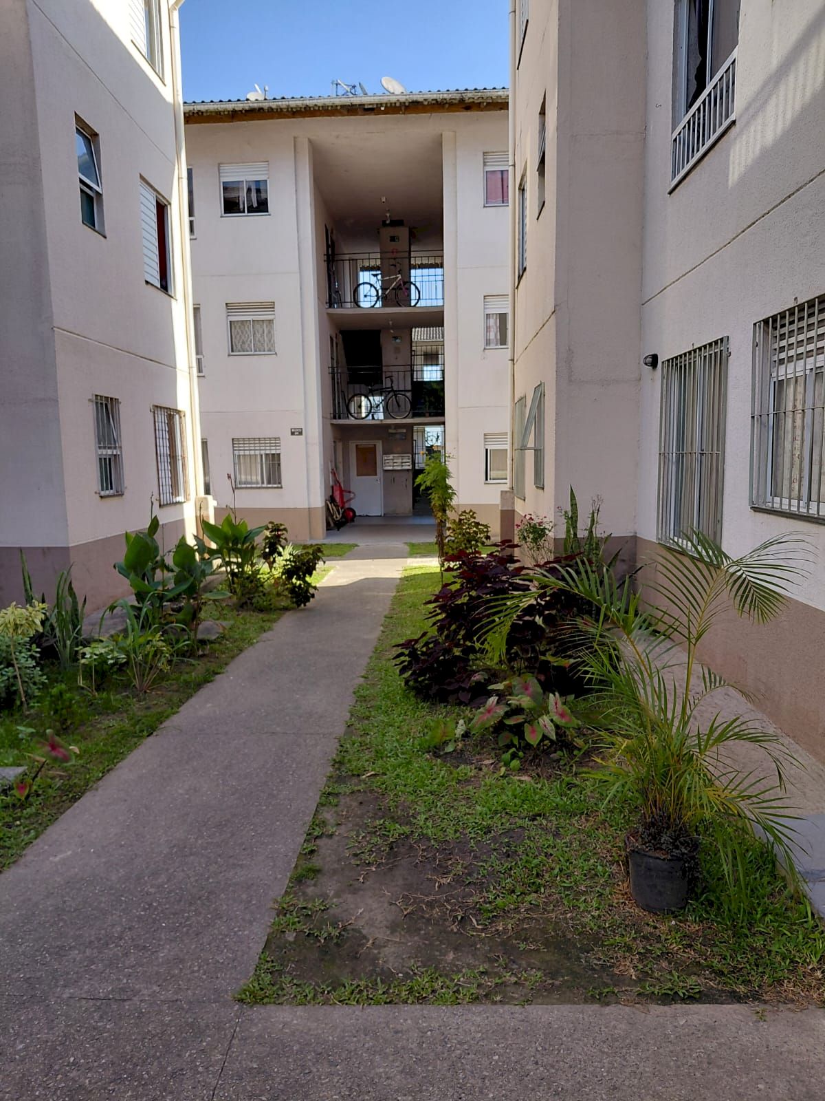 Apartamento Residencial - Lado Pista