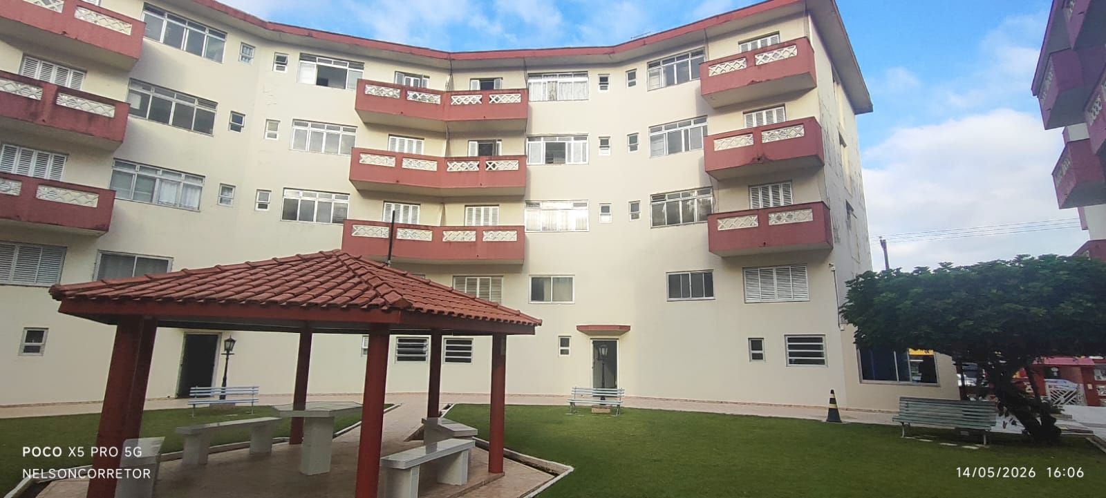 Apartamento Residencial - Lado Praia