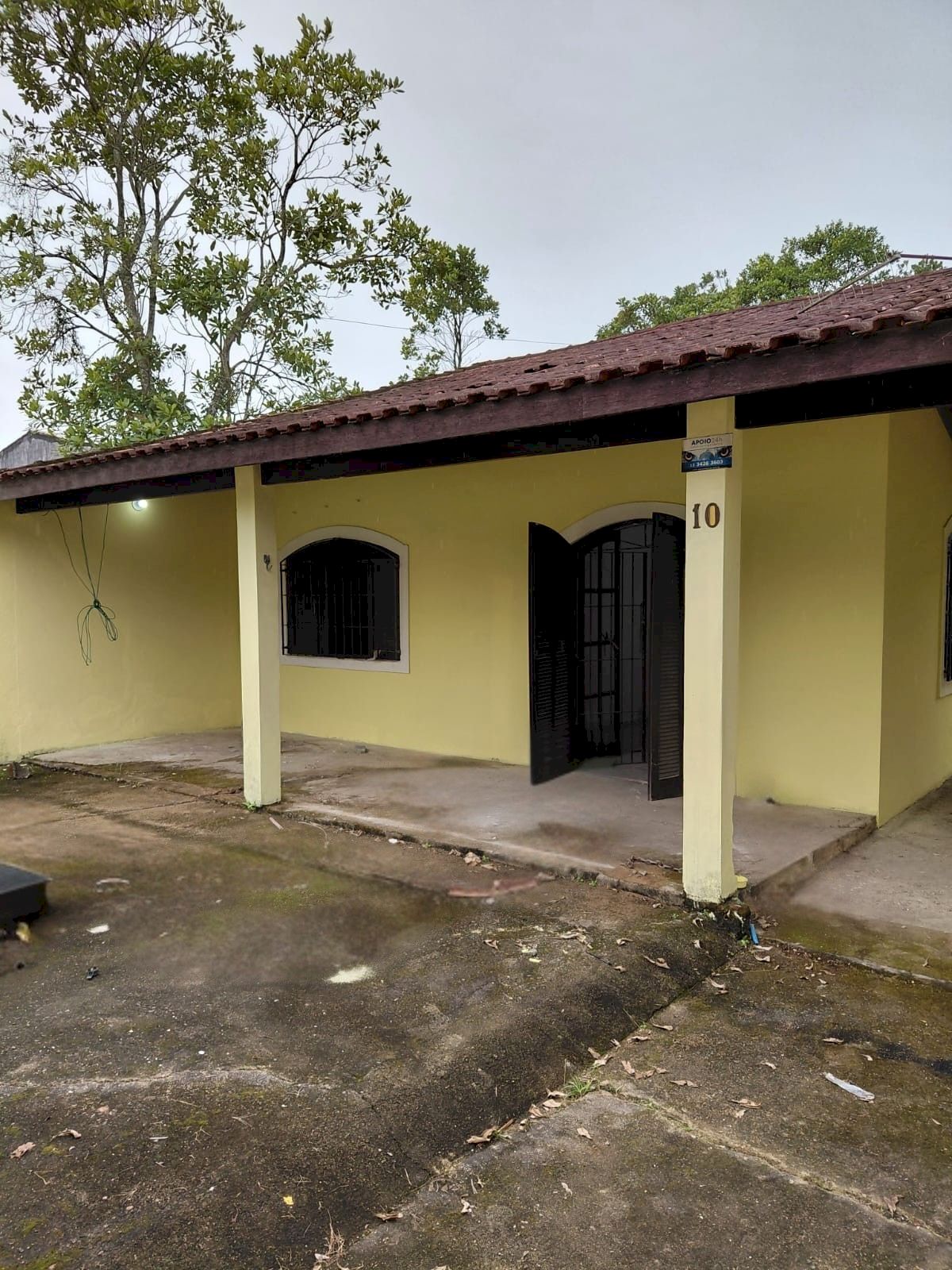 Casa Residencial - Lado Pista
